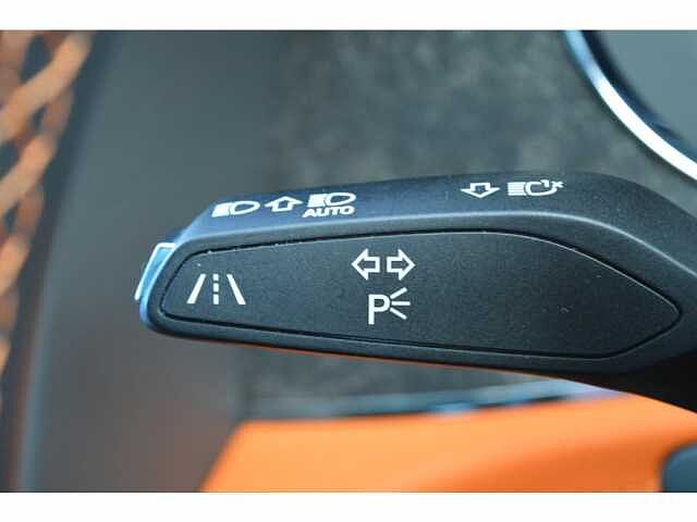 26:Bentley Bentayga S V8, SUV, Cambrian Grey, Bentley High Wycombe