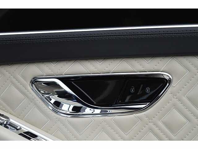 24:Bentley Continental GT Azure V8, Coupe, Light Sapphire, Bentley High Wycombe