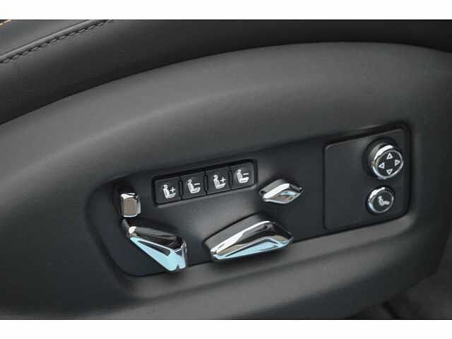 25:Bentley Flying Spur Black Edition V8 Hybrid, Saloon, Magnetic, Bentley High Wycombe