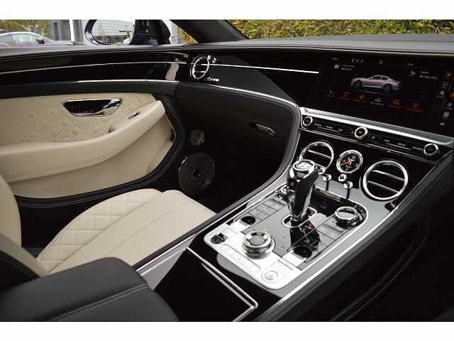 43:Bentley Continental GT Azure V8, Coupe, Light Sapphire, Bentley High Wycombe